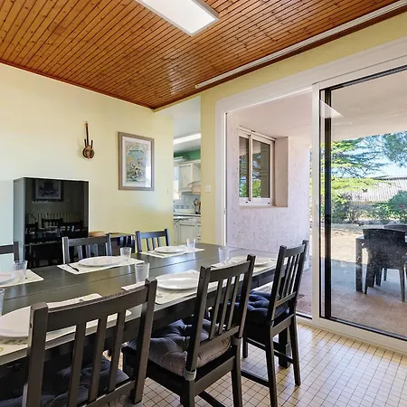בית נופש La Grande Maison Avec Et Sauna Commequiers